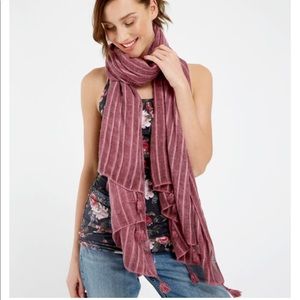 Burgundy Tassel Scarf